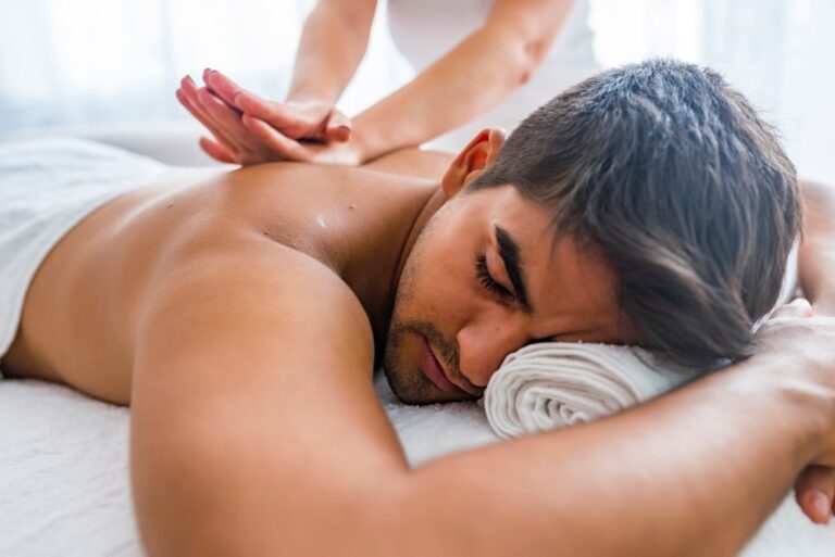 10 Benefits of Deep Tissue Massage